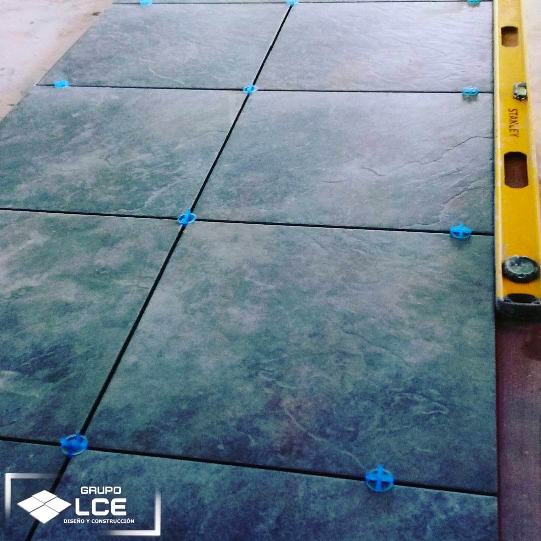 Grupo LCE Instalacion Ceramica y Piso-1